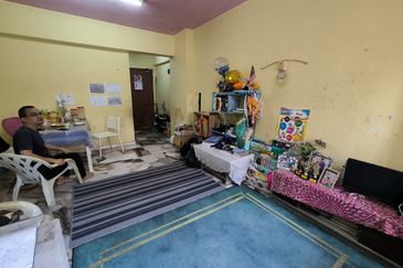 Tasik Heights Apartment