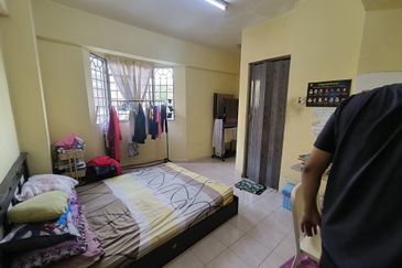 Tasik Heights Apartment