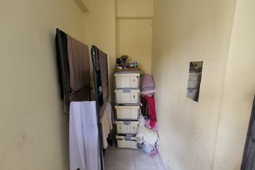 Tasik Heights Apartment