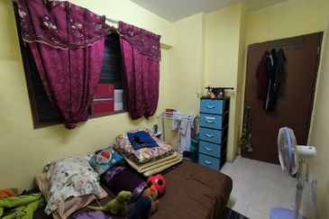 Tasik Heights Apartment