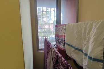 Tasik Heights Apartment