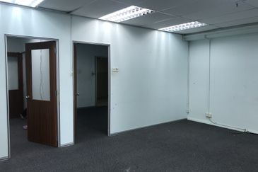 Wisma Zelan(Number One Business Centre)