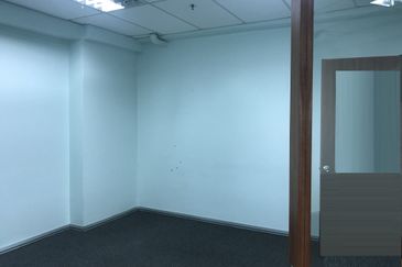 Wisma Zelan(Number One Business Centre)