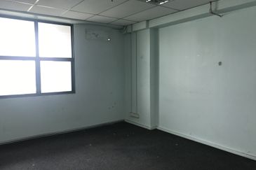 Wisma Zelan(Number One Business Centre)