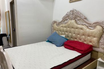 Neos @ PandanMas Townhouse