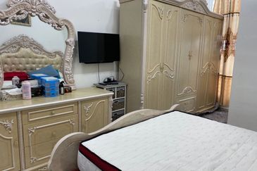 Neos @ PandanMas Townhouse