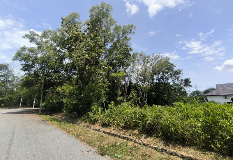 Bandar Tasik Senangin