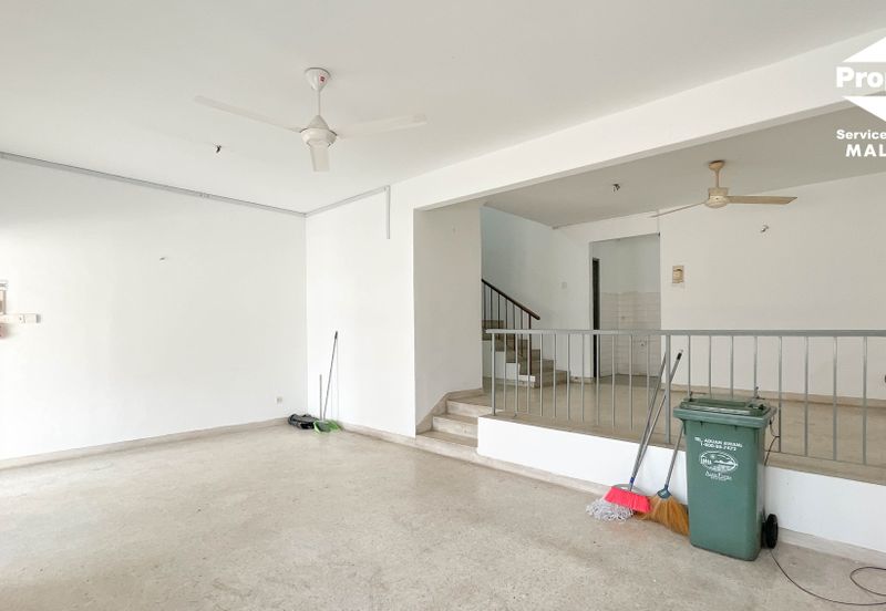 Jalan Mutiara Barat 2