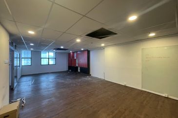 Wisma Zelan(Number One Business Centre)