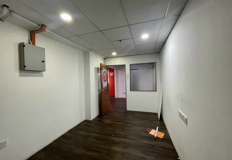 Wisma Zelan(Number One Business Centre)