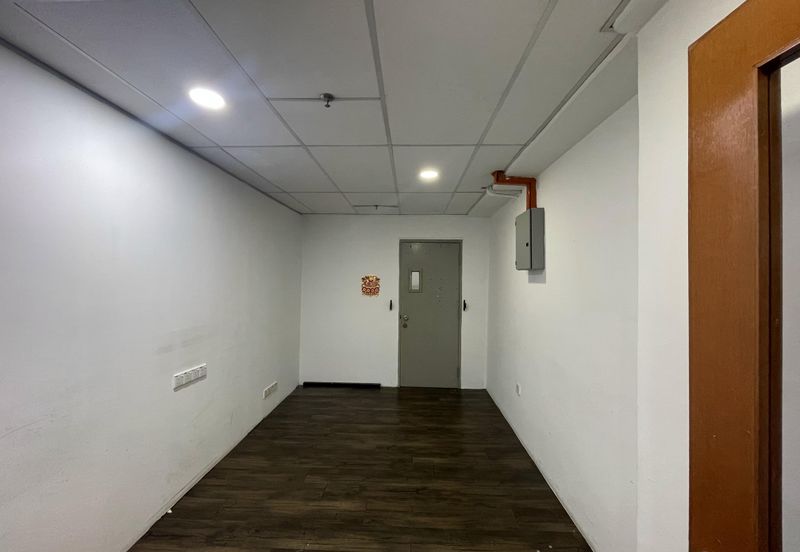 Wisma Zelan(Number One Business Centre)