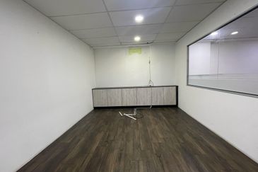 Wisma Zelan(Number One Business Centre)