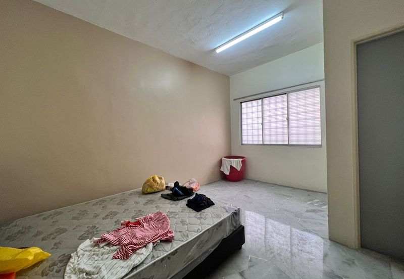 Taman Taynton (Taynton View)