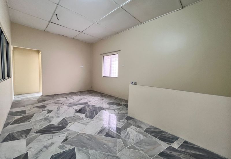 Taman Taynton (Taynton View)