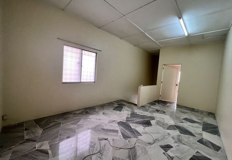 Taman Taynton (Taynton View)