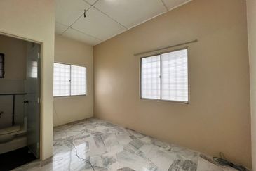 Taman Taynton (Taynton View)