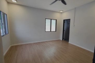 Taman Bukit Anggerik