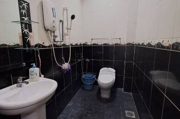 Taman Kinrara Seksyen 2