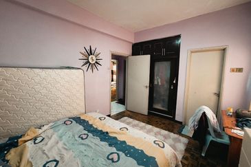 Emerald Hill, Taman Bukit Indah