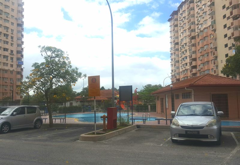 Pangsapuri Damai, Subang Bestari