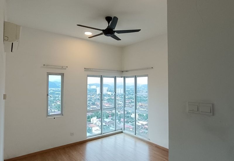 Zeta DeSkye Residence