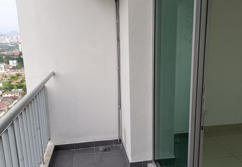 Zeta DeSkye Residence