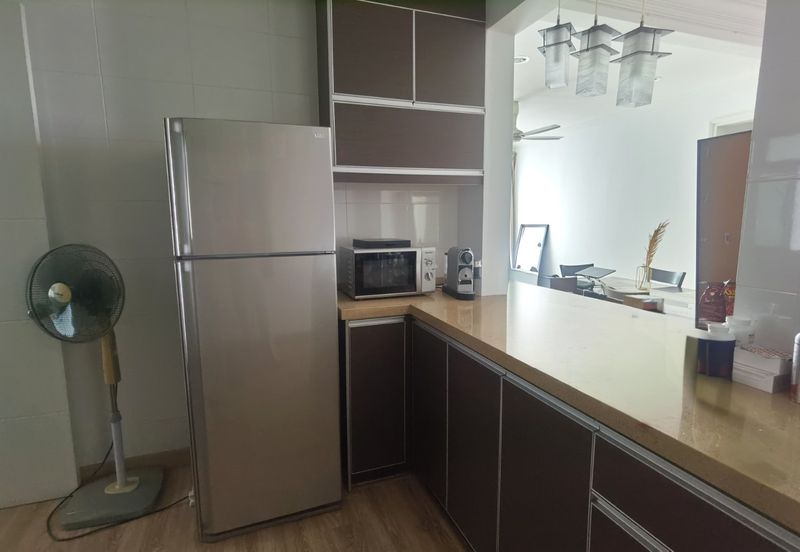 Papillon Desahill Condominium