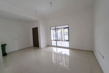 Bandar Tun Hussein Onn