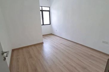 Bandar Tun Hussein Onn