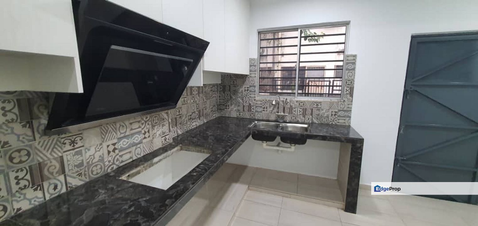 Taman Taynton, Taman Mutiara Barat 2 Storey Freehold 22'x75' House for Rent, Kuala Lumpur, Cheras