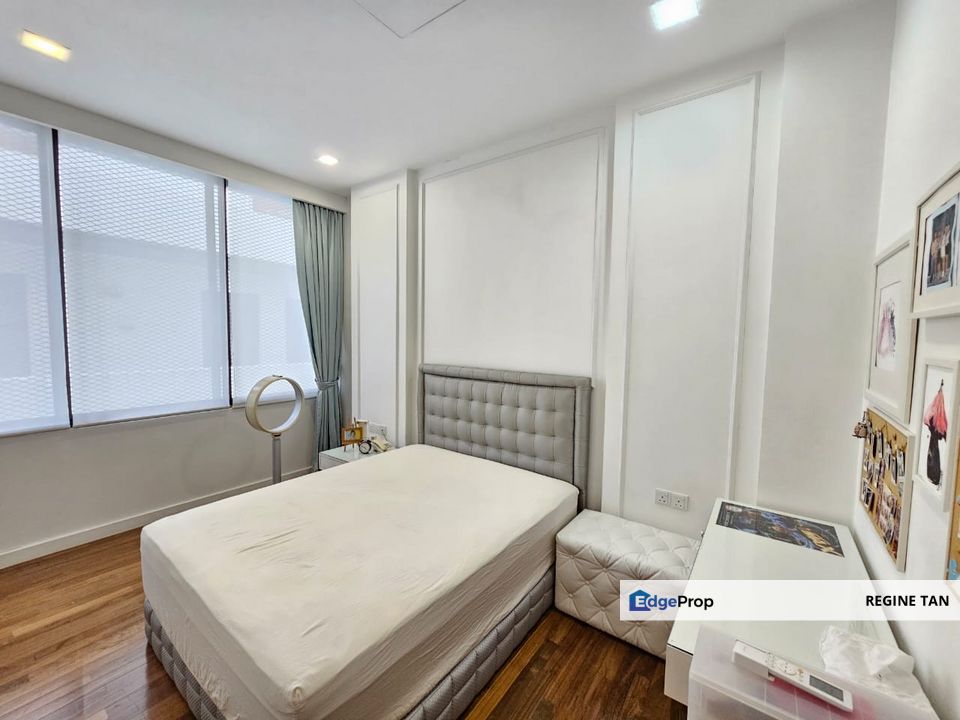 Sungai Long, Twin Palms 3 Storey Corner Bungalow for sale , Selangor, Kajang