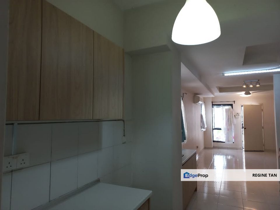 Mahkota Cheras, Sungai Long Near To School 1.5 Storey Endlot G Floor Townhouse for sale , Selangor, Cheras
