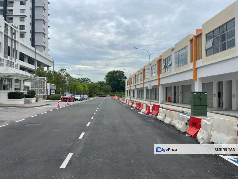 Taman Sutera Kajang, Balakong Newly VP Shoplot for rent , Selangor, Kajang