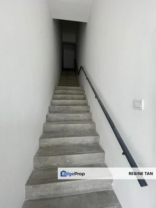 Taman Sutera Kajang, Balakong Newly VP Shoplot for rent , Selangor, Kajang