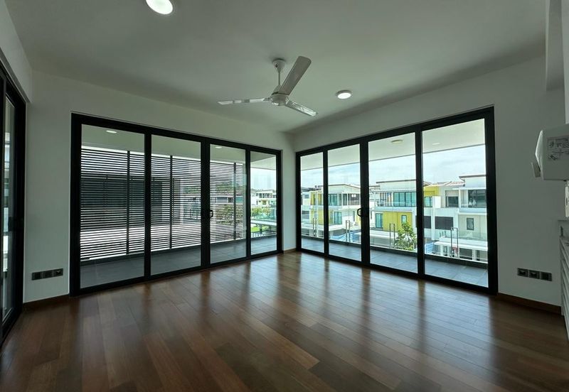 SAUJANA DUTA @ S2 HEIGHT