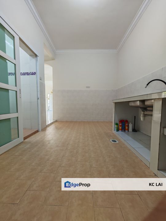 Gated Guarded - Seremban 2, Seremban, Negeri Sembilan - Double Storey Semi D - For Rent, Negeri Sembilan, Seremban