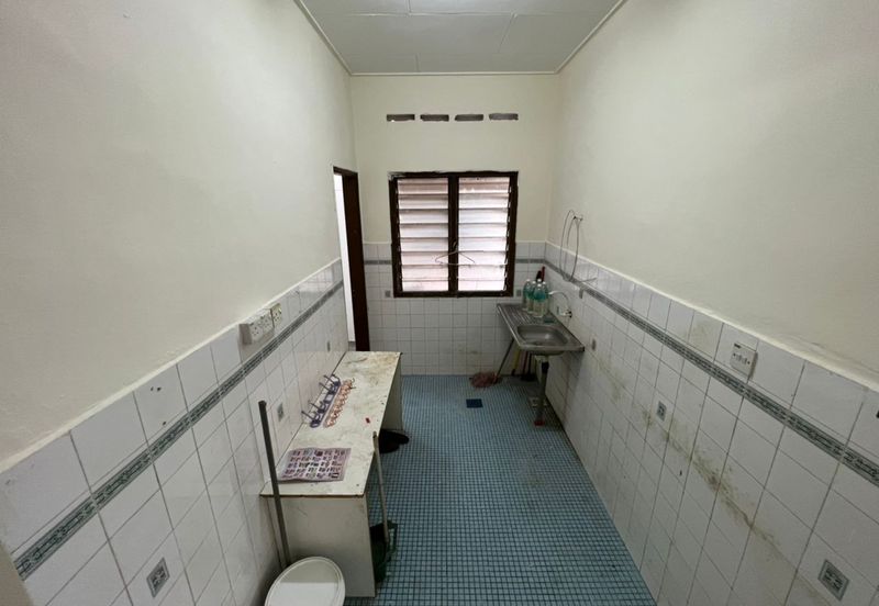 Subang Perdana Goodyear Court 10