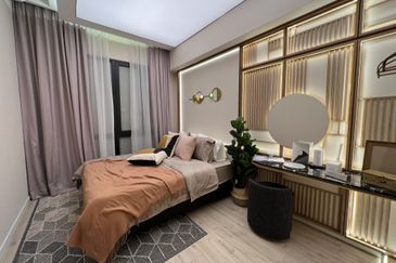 Kinrara Residence 100M to LRT at Pavilion Bukit Jalil Nearby Puchong PJ Bandar Sunway 