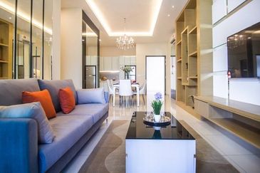 Residence next to MAHSA University Hospital at Rimbayu Saujana Putra