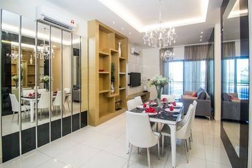 Residence next to MAHSA University Hospital at Rimbayu Saujana Putra