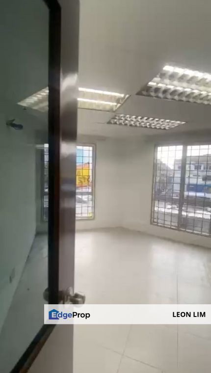 Ampang Pandan Indah office space facing main road, with partition room, Selangor, Ampang