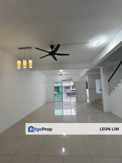 Nadayu 92 Kajang, 2 storey terrace, guarded & gated, partly furnished , Selangor, Semenyih