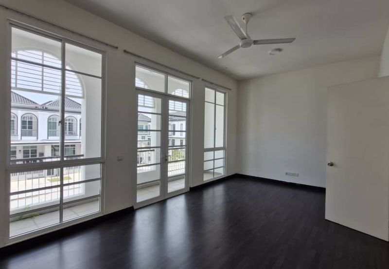 Merrydale @ Eco Majestic