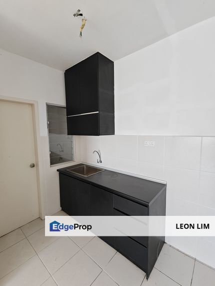 Karisma Apartment @ Eco Majestic Berenang Semenyih , partly furnished , Selangor, Semenyih