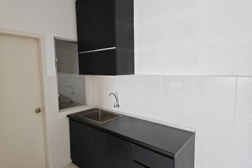 Karisma Apartment @ Eco Majestic