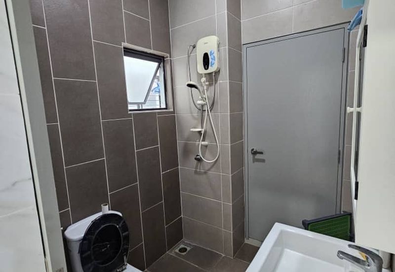 Evira @ Warisan Puteri