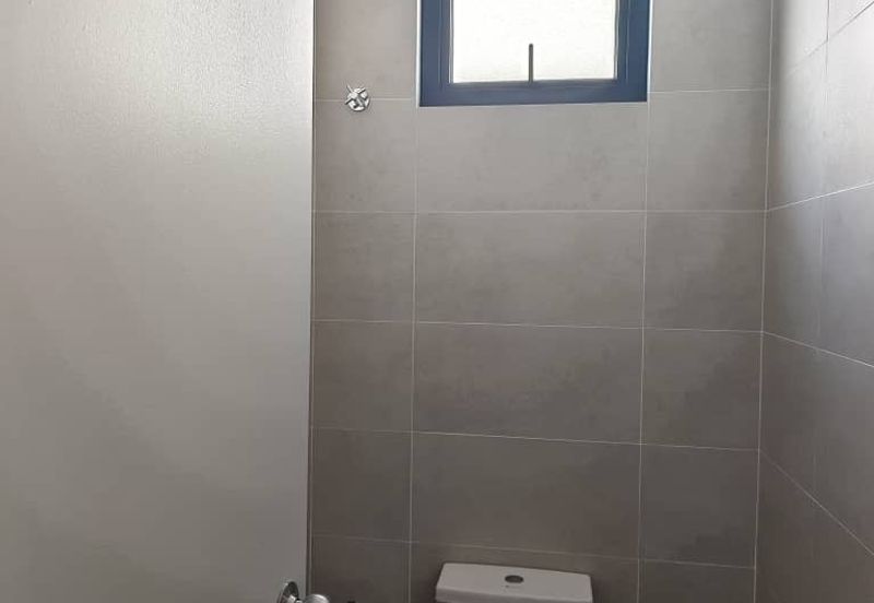 Silver Square @ Eco Majestic