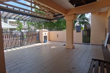 Jalan Anggerik Aranda 31/30