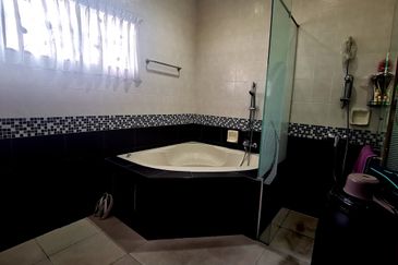 D Villa Equestrian, Kota Damansara