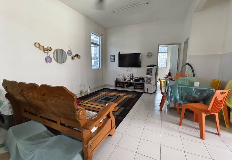 Eristana @ Seri Pristana